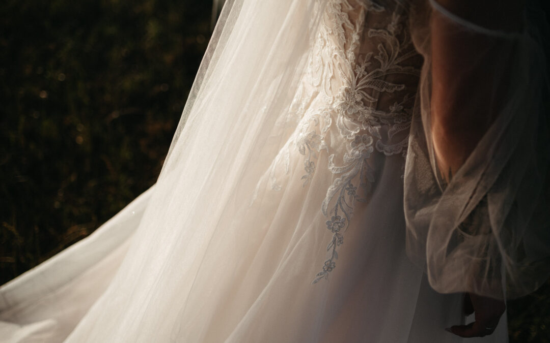 4 Wege, wie ihr 2026 mit federherz eure Hochzeit gestalten könnt
