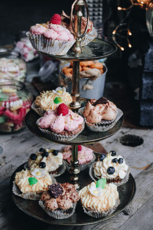 Etagere Messing Sweet Table